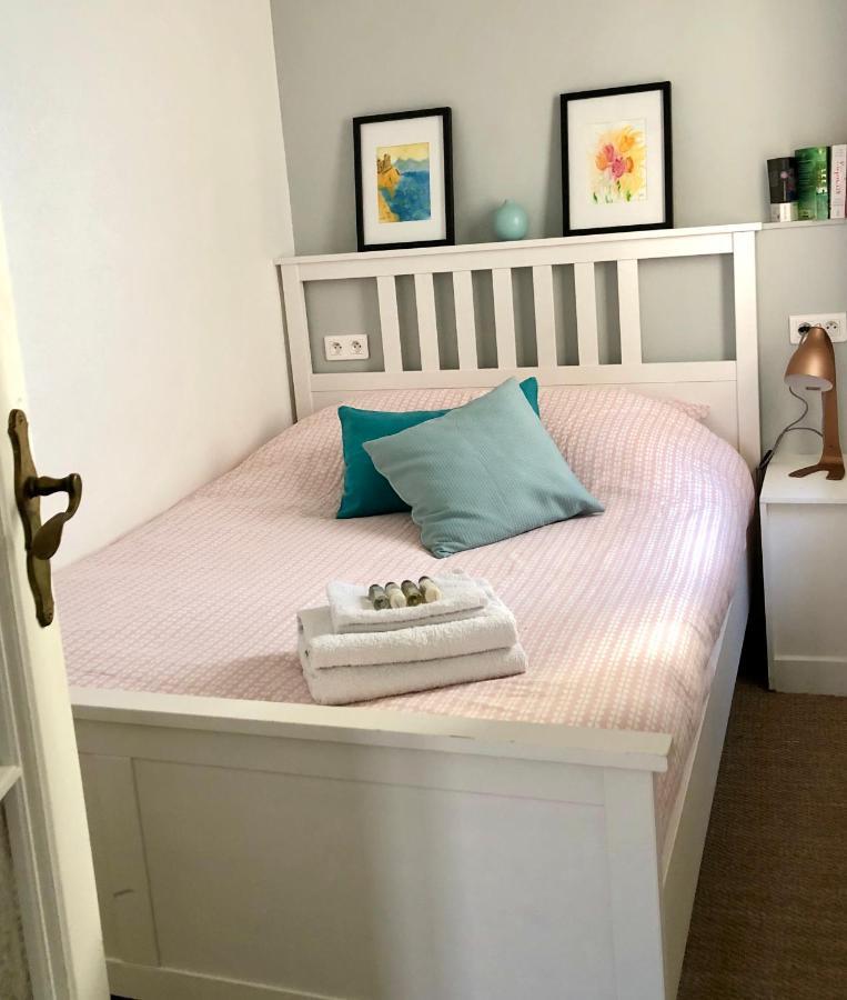 Charming And Modernly Designed 2 Bedroom - Old Town Antibes Buitenkant foto
