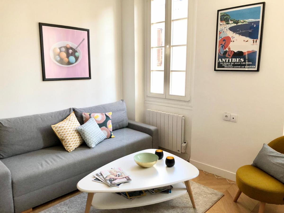 Charming And Modernly Designed 2 Bedroom - Old Town Antibes Buitenkant foto